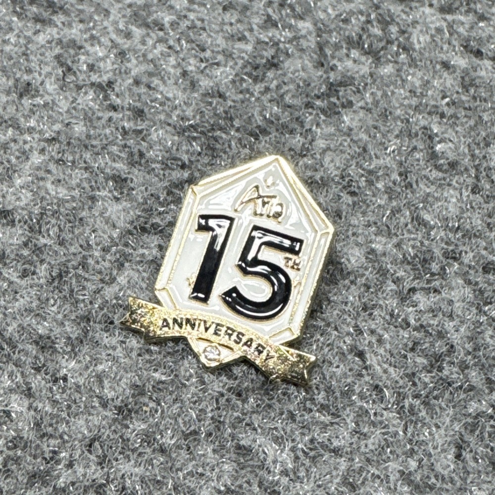 Aria 15th Anniversary Pin‎